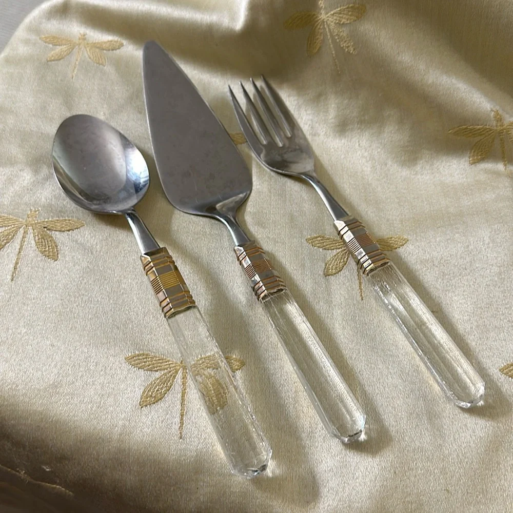 Vintage Japan Stainless Lucite 3 Piece Serving Utensil Set. Fork / Spoon / Cake.